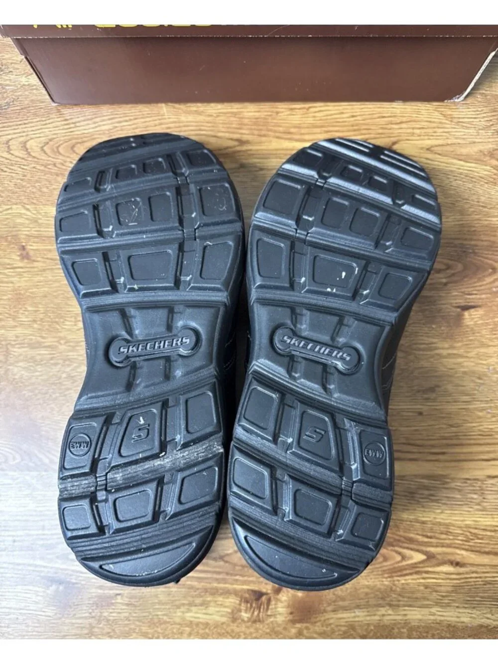 Skechers Harper Forde Black Leather Extra Wide Fit Slip-On Shoes Men's 10.5 EWW